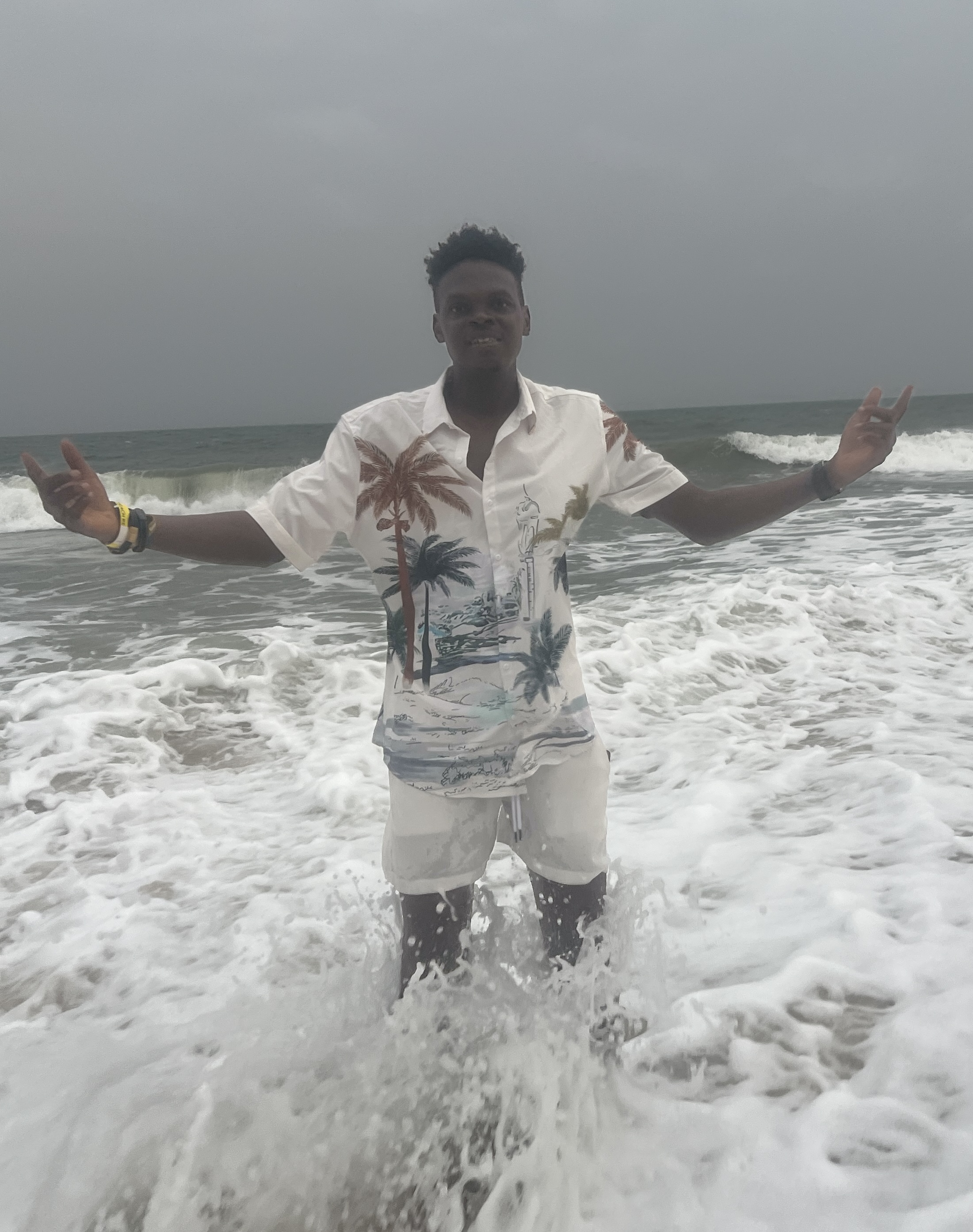 Ayibatonye Ikemike enjoying life at the beach in Lagos